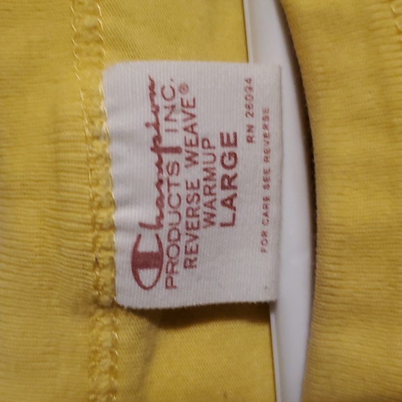 Champion T-shirt - Picture 3 of 3